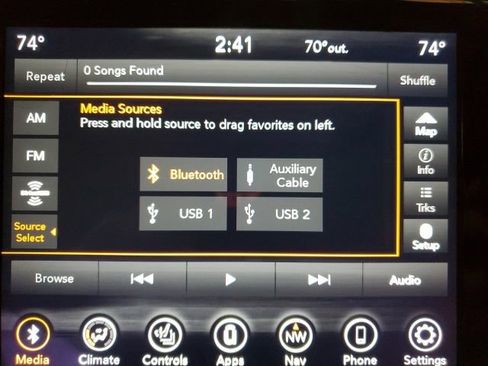 Used 2021 Jeep Grand Cherokee Limited image 19