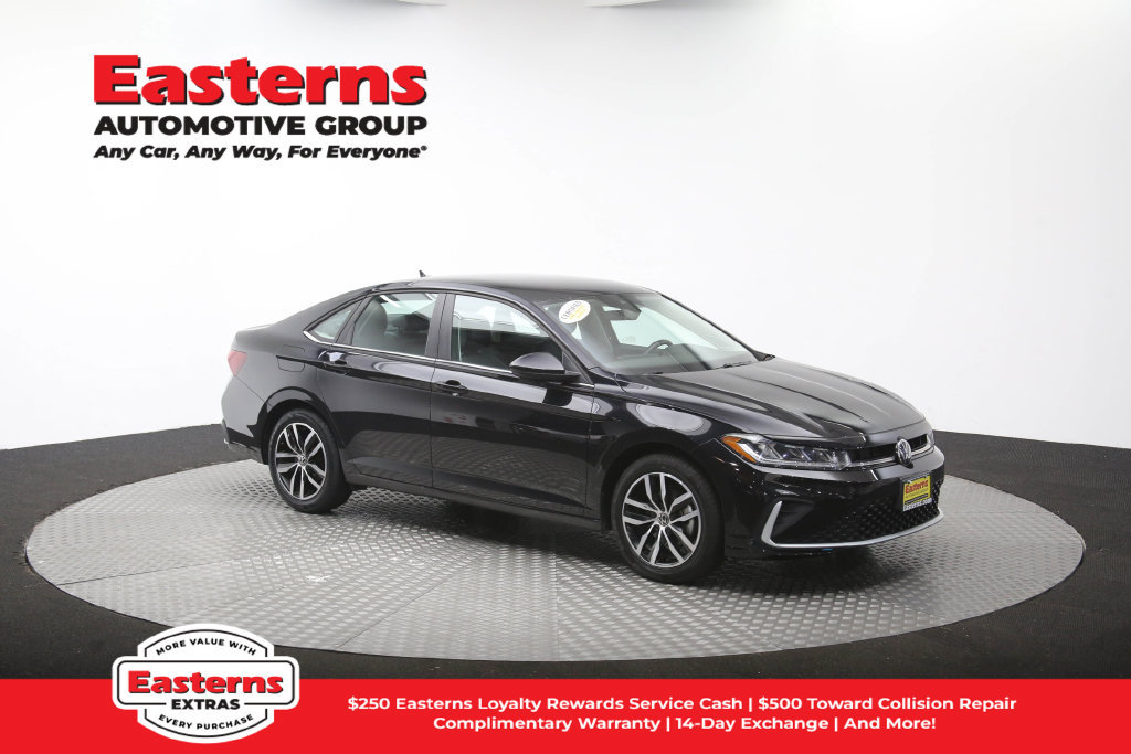 Used 2025 Volkswagen Jetta SE FWD image 49