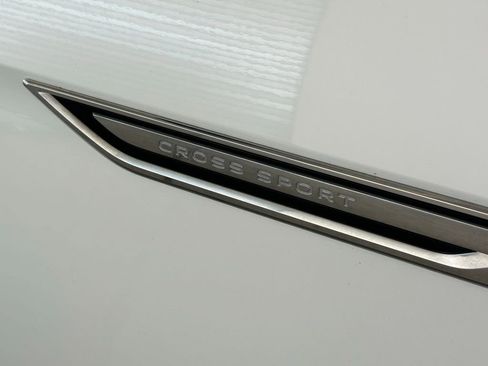 Used 2022 Volkswagen Atlas Cross Sport SE w/ Black Wheel Package image 25