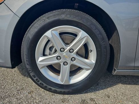 Used 2024 Chevrolet Malibu LT image 32