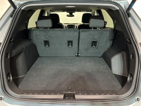 Used 2024 Chevrolet Equinox LT AWD/4WD image 22