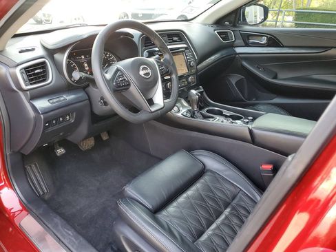 Certified 2023 Nissan Maxima Platinum w/ Sport Mat Group FWD image 24