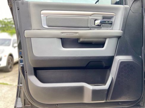 Used 2018 RAM 2500 Big Horn AWD/4WD image 15