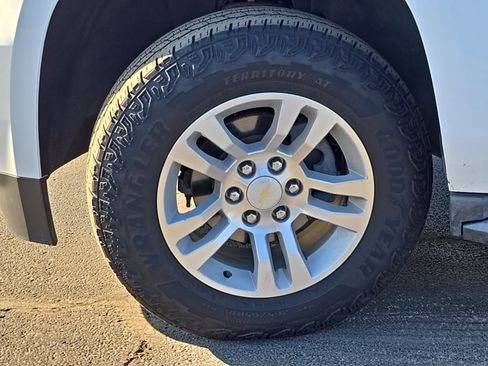 Used 2019 Chevrolet Tahoe LT image 55