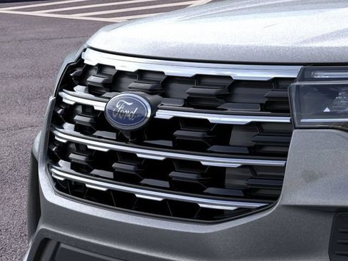 New 2026 Ford Explorer Active RWD image 17