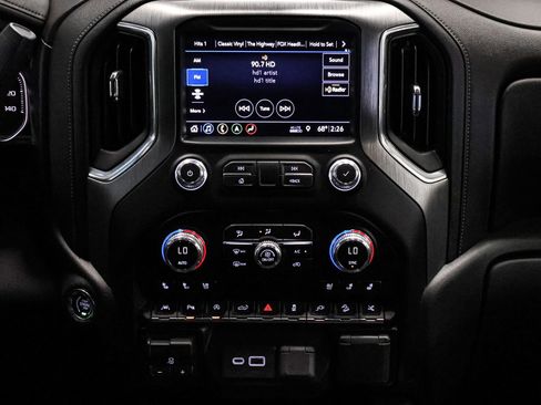 Used 2019 GMC Sierra 1500 Denali w/ Technology Package AWD/4WD image 31