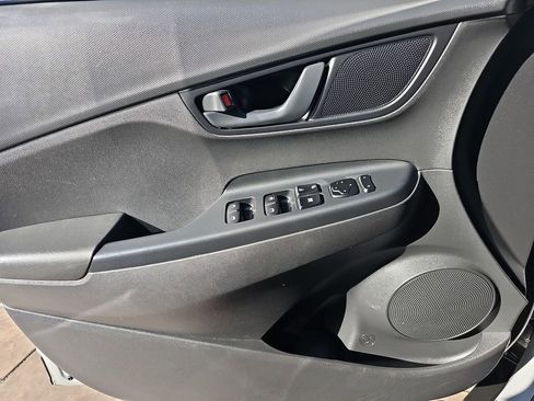 Used 2022 Hyundai Kona SEL w/ Cargo Package image 27