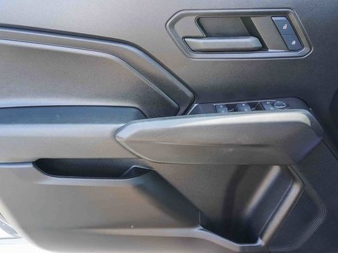 Used 2024 Chevrolet Colorado Trail Boss w/ Advanced Trailering Package AWD/4WD image 17