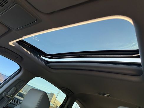 Used 2017 Honda CR-V EX-L image 15