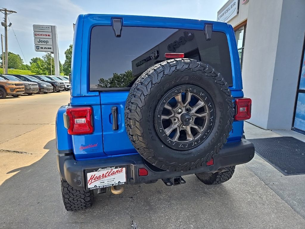 Used 2022 Jeep Wrangler Unlimited Rubicon w/ Trailer Tow Package AWD/4WD image 11