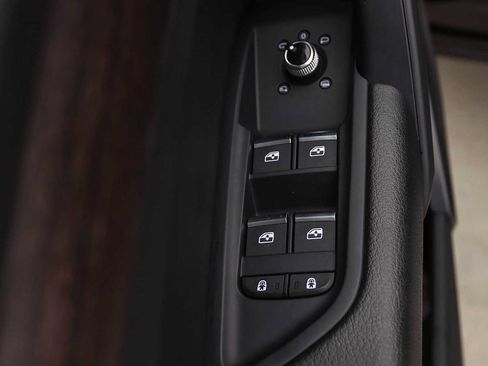 Used 2023 Audi Q5 2.0T Premium w/ Convenience Package AWD/4WD image 27