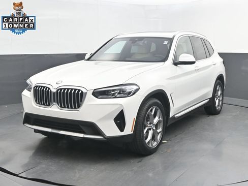Used 2023 BMW X3 sDrive30i w/ Convenience Package RWD image 1