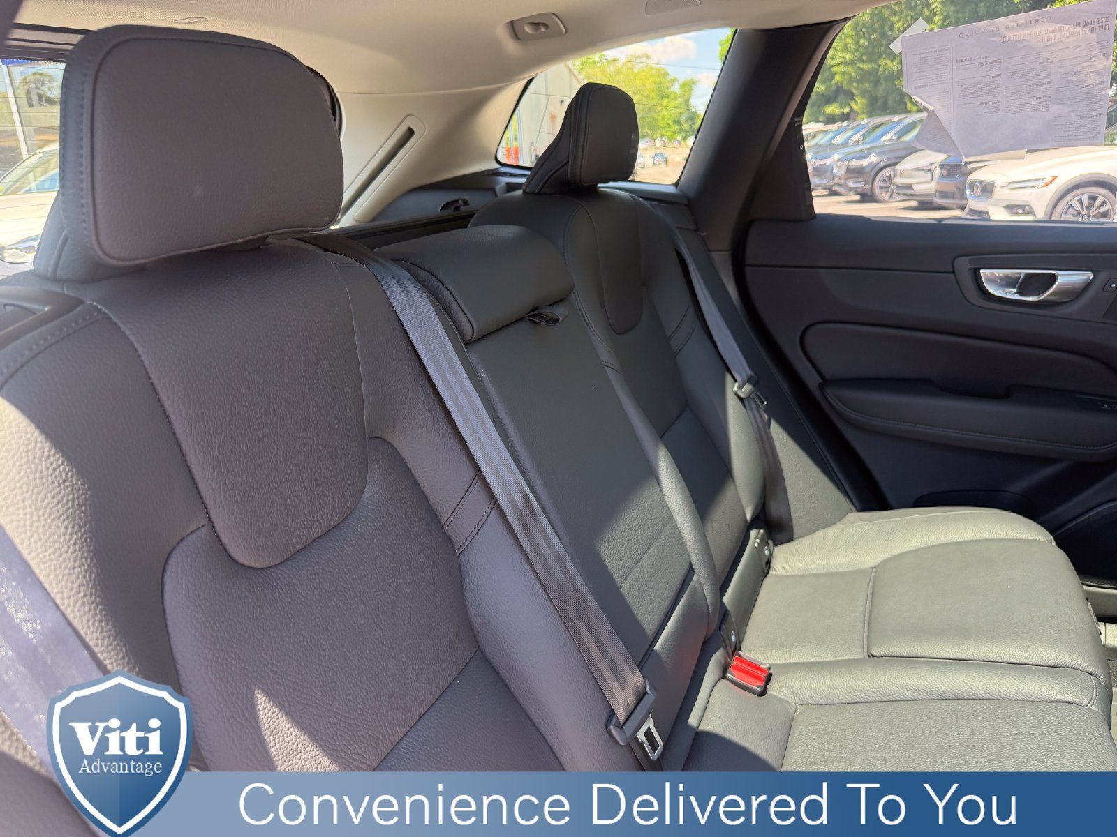 Certified 2025 Volvo XC60 T8 Plus w/ Protection Package Premier AWD/4WD image 28