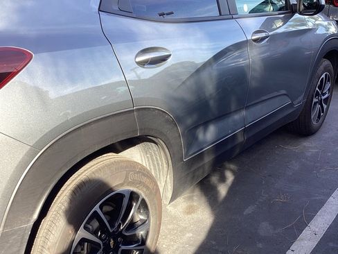 Used 2025 Chevrolet TrailBlazer LT image 1