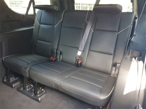 Used 2021 Cadillac Escalade ESV Sport image 11