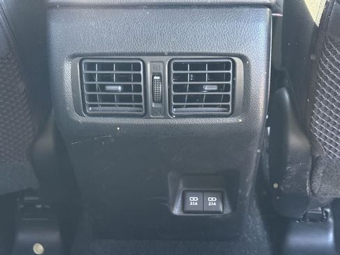 Used 2022 Toyota 4Runner SR5 AWD/4WD image 18