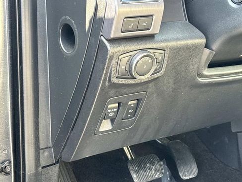 Used 2020 Ford Expedition Platinum image 28