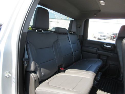 Certified 2021 GMC Sierra 3500 4x4 Crew Cab w/ Gooseneck/5TH Wheel Package image 24