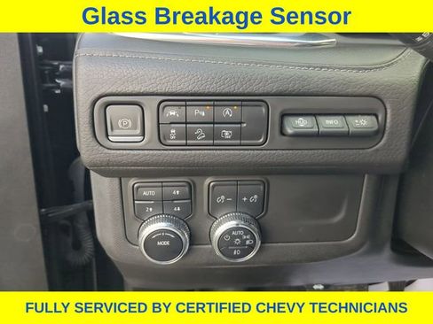 Used 2023 GMC Yukon XL Denali AWD/4WD image 25