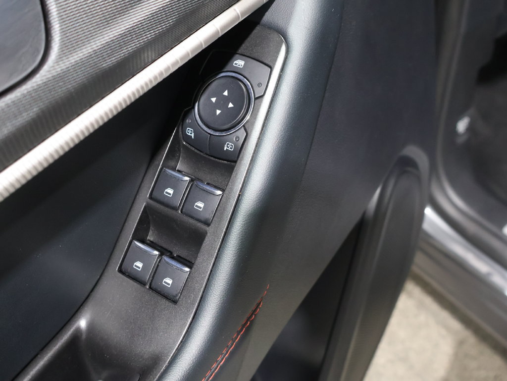 Used 2025 Ford Explorer ST-Line AWD/4WD image 13