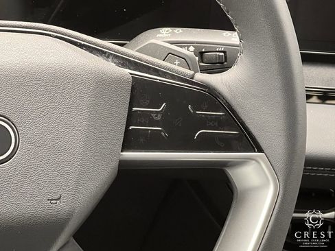 Used 2025 Audi Q6 e-tron Premium w/ Convenience Package image 15