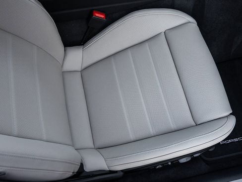 New 2026 Porsche Panamera 4 image 43