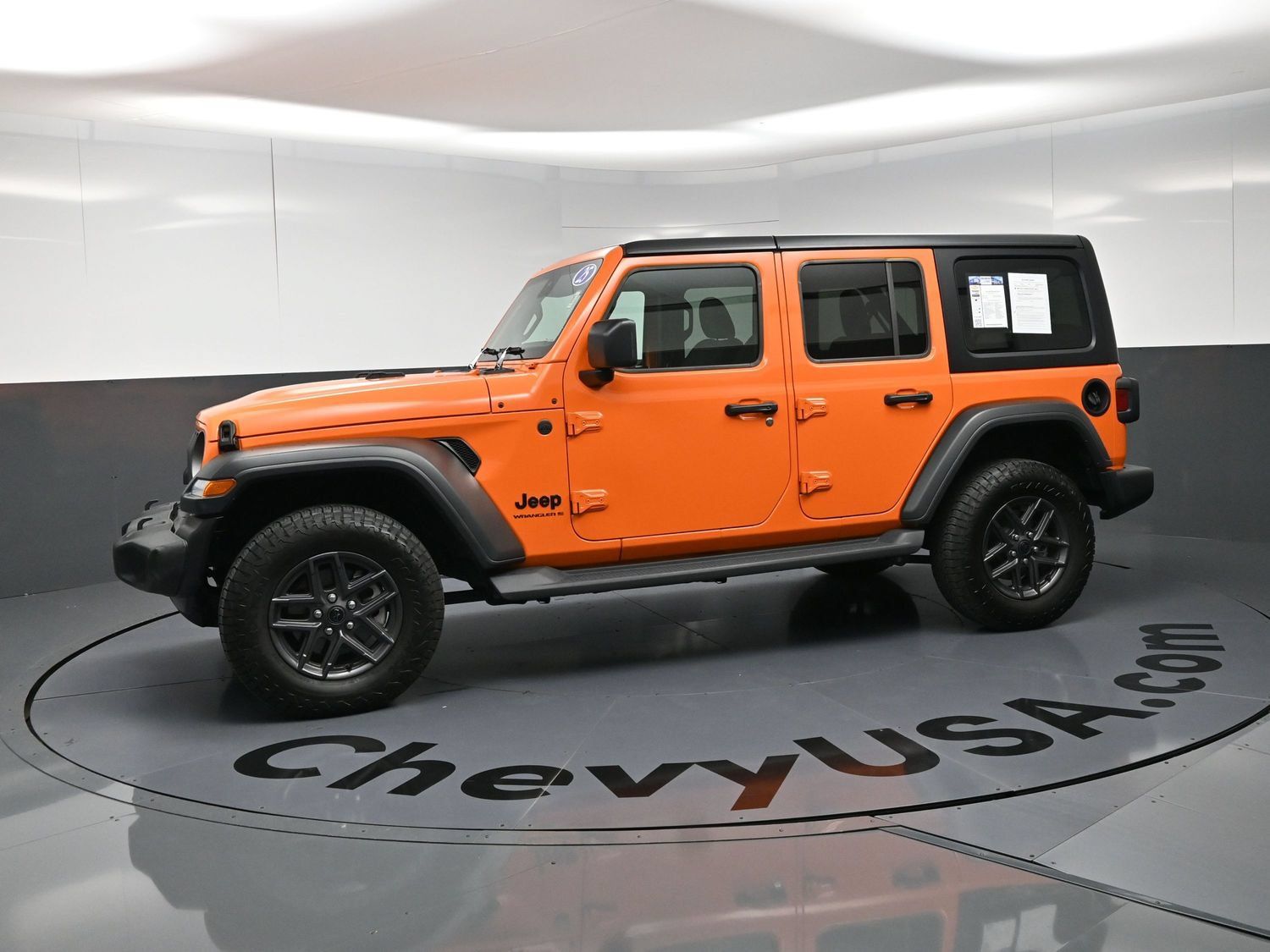 Used 2025 Jeep Wrangler Unlimited Sport AWD/4WD image 6