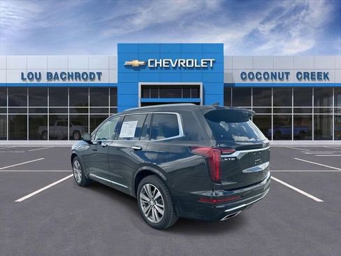 Used 2021 Cadillac XT6 Premium Luxury image 6