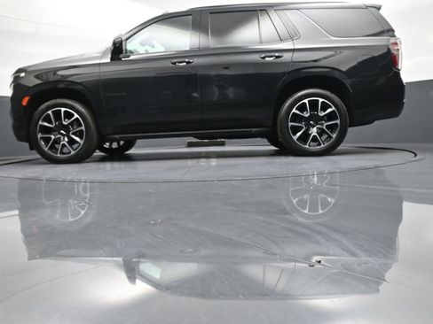 Used 2022 Chevrolet Tahoe RST w/ Luxury Package AWD/4WD image 36