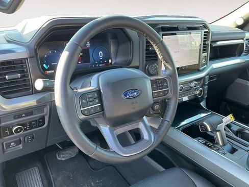 Used 2025 Ford F150 Lariat w/ Equipment Group 502A High AWD/4WD image 10