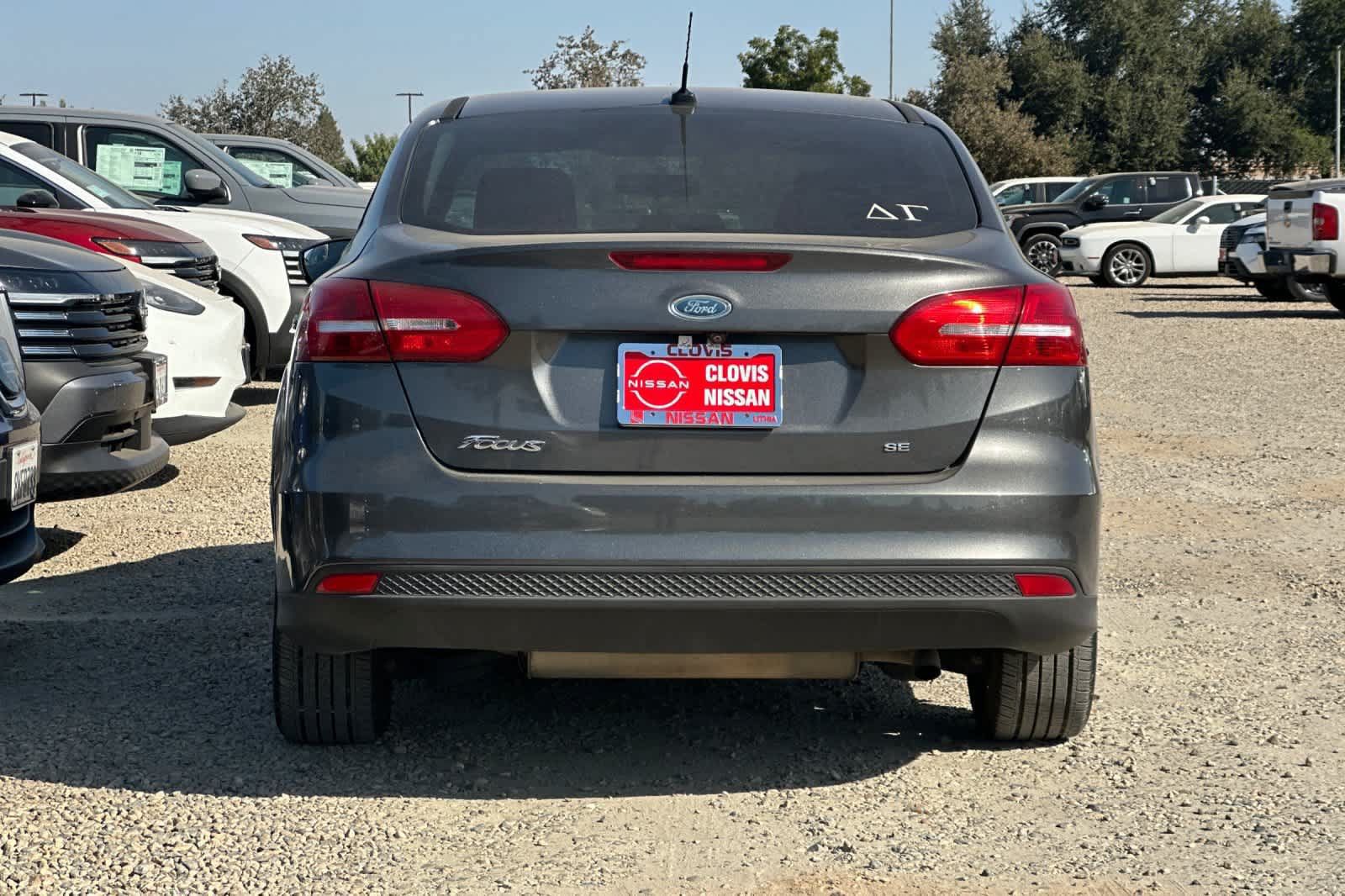 Used 2017 Ford Focus SE FWD image 8