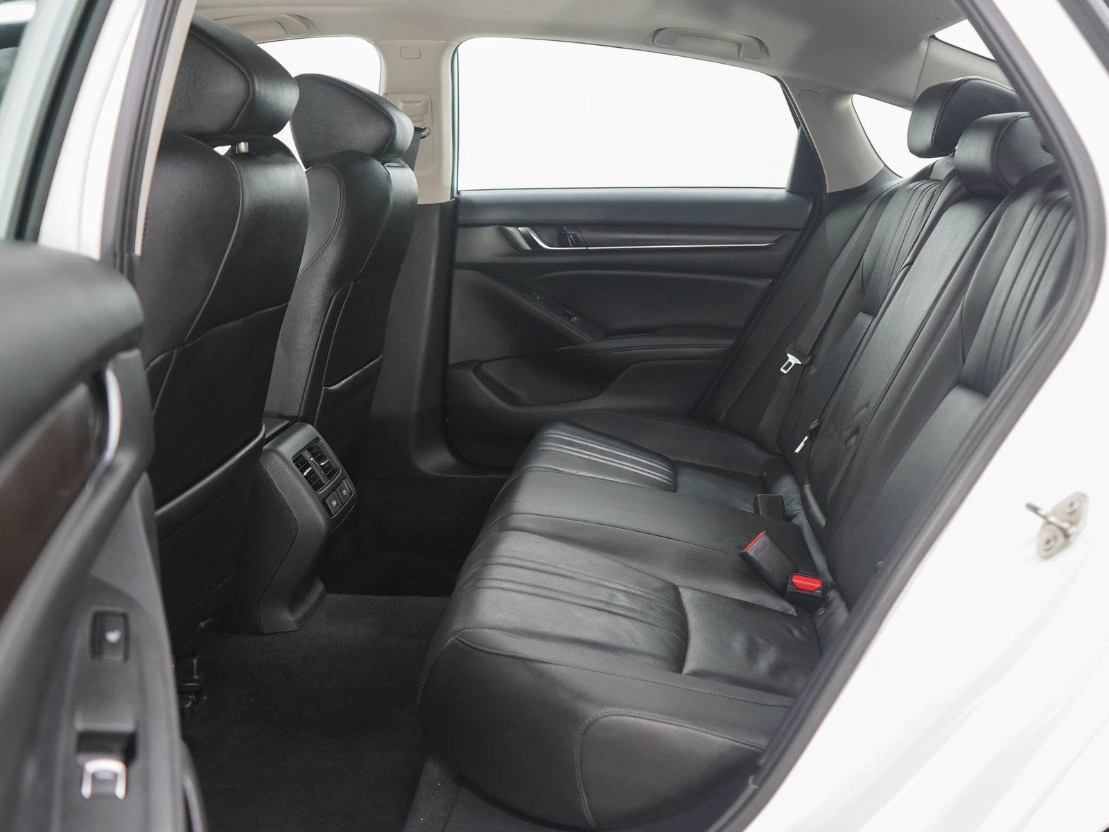 Used 2019 Honda Accord EX-L image 17