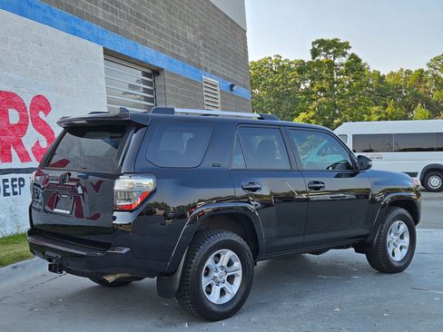 Used 2024 Toyota 4Runner SR5 Premium w/ Moonroof Package AWD/4WD image 7
