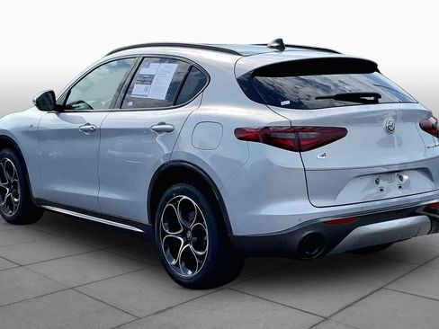 Used 2023 Alfa Romeo Stelvio Ti AWD/4WD image 12