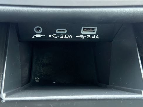 Certified 2023 Subaru Outback Limited image 31