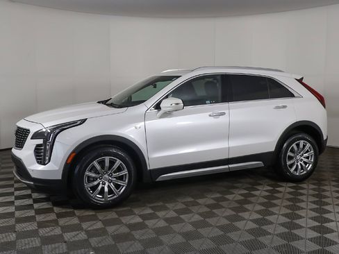 Used 2022 Cadillac XT4 Premium Luxury w/ Enhanced Visibility Package image 20