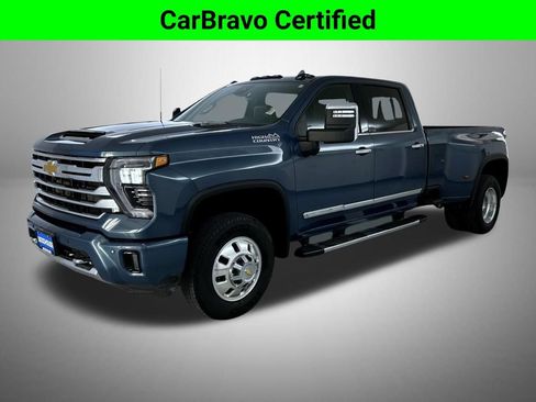 Certified 2026 Chevrolet Silverado 3500 High Country w/ Technology Package AWD/4WD image 1