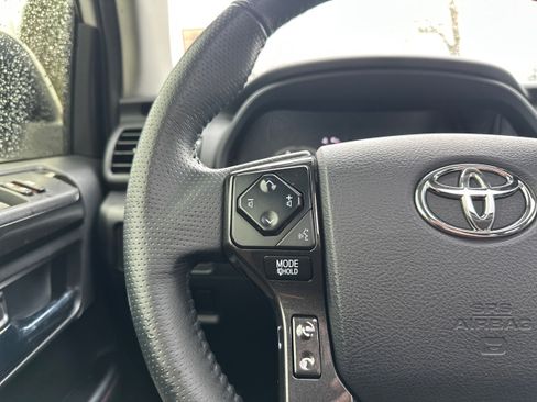 Used 2021 Toyota 4Runner TRD Off-Road Premium w/ Moonroof Package image 35