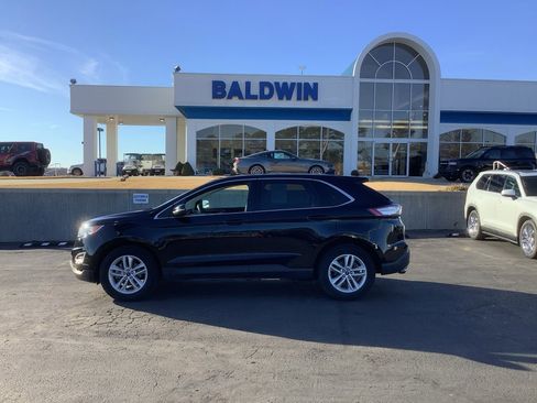 Used 2018 Ford Edge SEL image 4