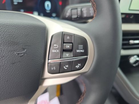 New 2026 Ford Explorer Active RWD image 22