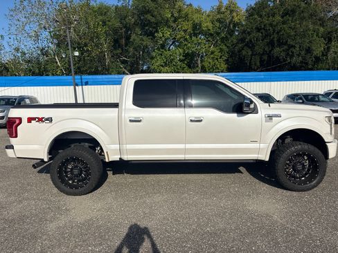 Used 2017 Ford F150 Platinum w/ Equipment Group 701A Luxury AWD/4WD image 8