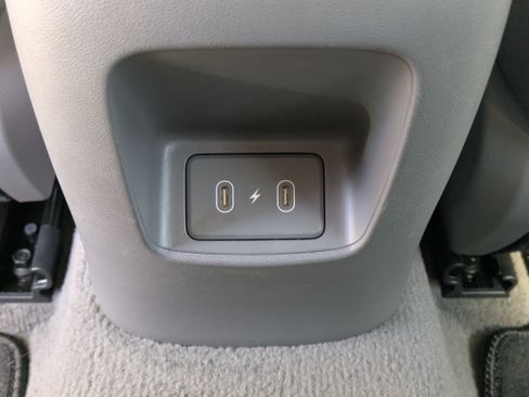 Used 2025 Hyundai Elantra Sport image 14