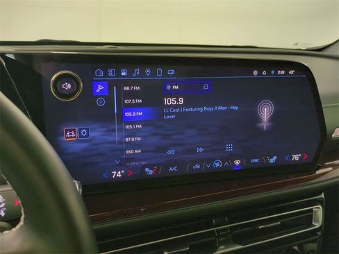 Certified 2025 Chevrolet Traverse Z71 w/ Driver Confidence Package image 13