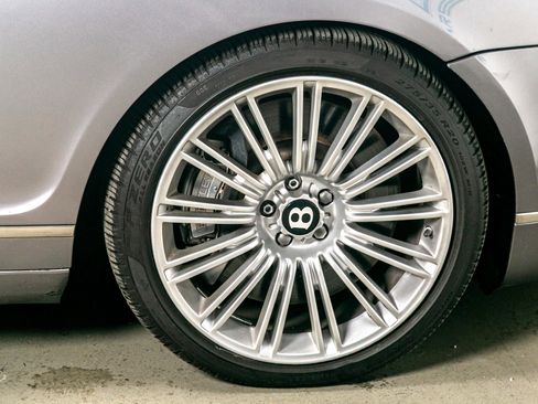 Used 2009 Bentley Flying Spur Flying Spur Speed w/ Convenience Specification Pkg image 20