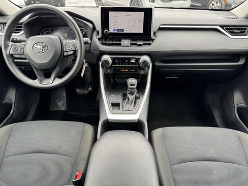 Used 2024 Toyota RAV4 LE image 22
