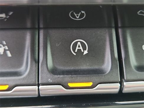 Used 2023 Chevrolet Silverado 1500 LT Trail Boss w/ LPO, Dark Essentials Package image 30