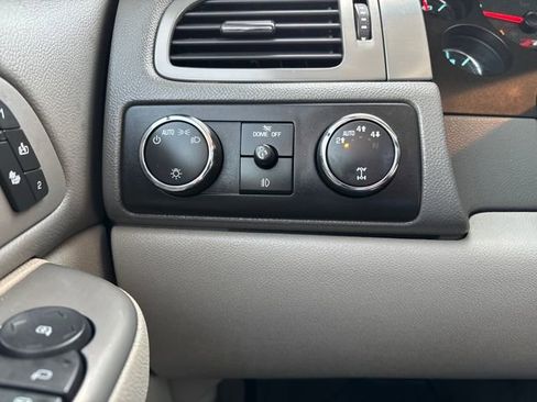 Used 2010 Chevrolet Tahoe LT w/ Luxury Package image 18