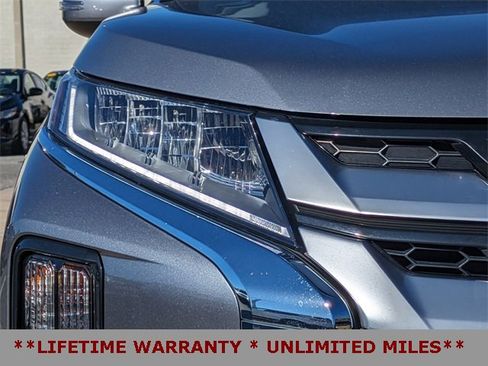 Used 2024 Mitsubishi Outlander Sport ES image 11