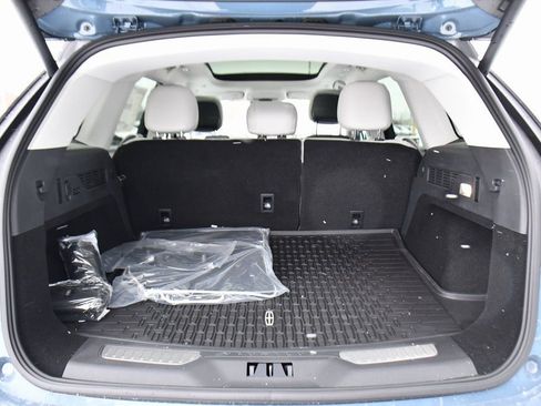 New 2026 Lincoln Nautilus Reserve AWD/4WD image 18
