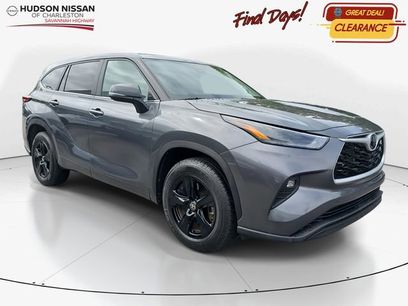 Used 2024 Toyota Highlander LE